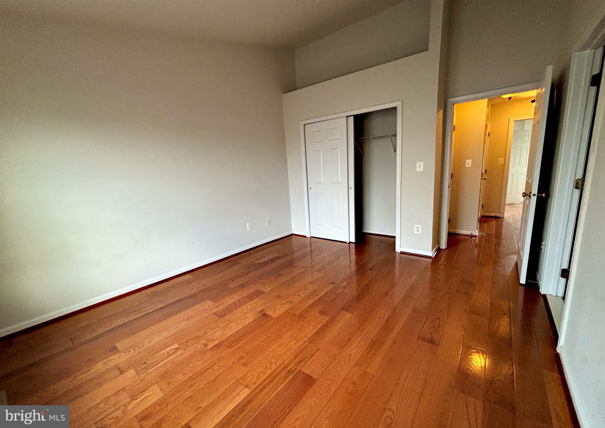 AMBERLEA AT SOUTH RIDING - Residential Lease