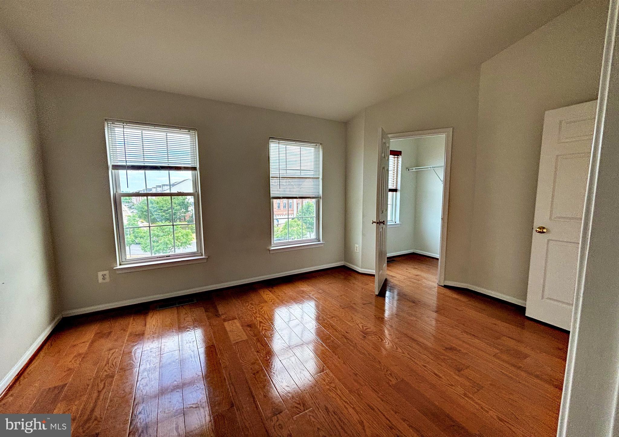 AMBERLEA AT SOUTH RIDING - Residential Lease