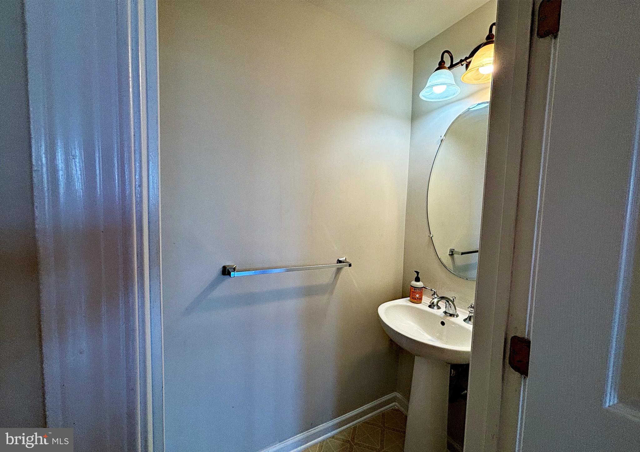 AMBERLEA AT SOUTH RIDING - Residential Lease