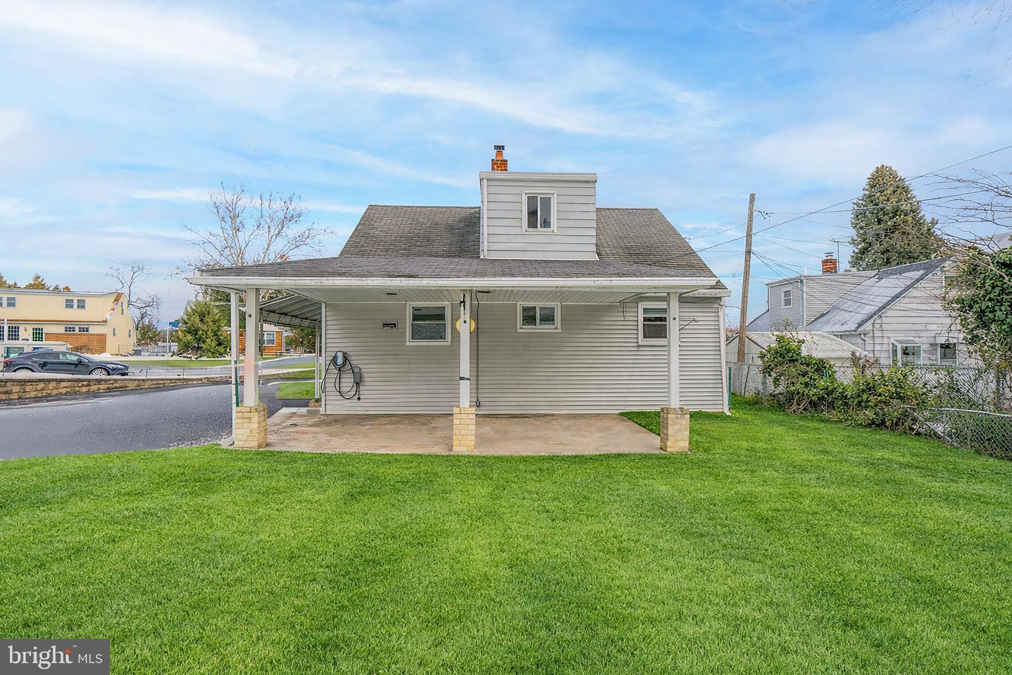 ACADEMY GARDENS - Residential