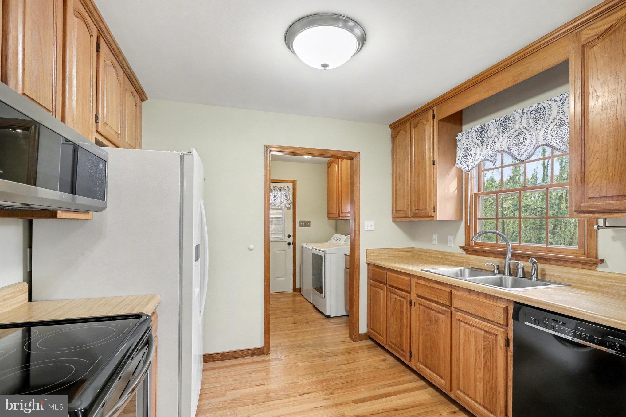 HAWKINS FARM - Residential