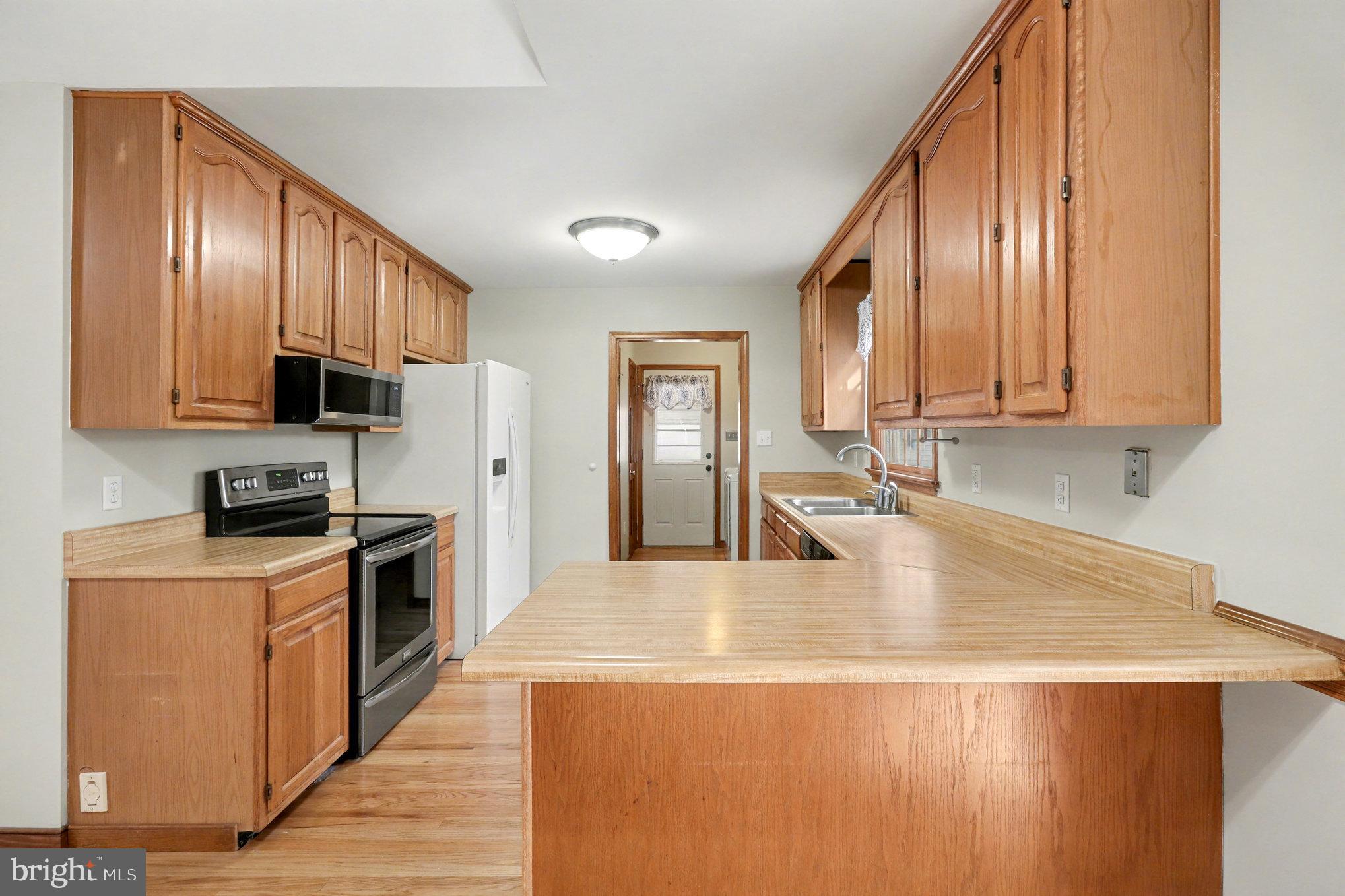 HAWKINS FARM - Residential