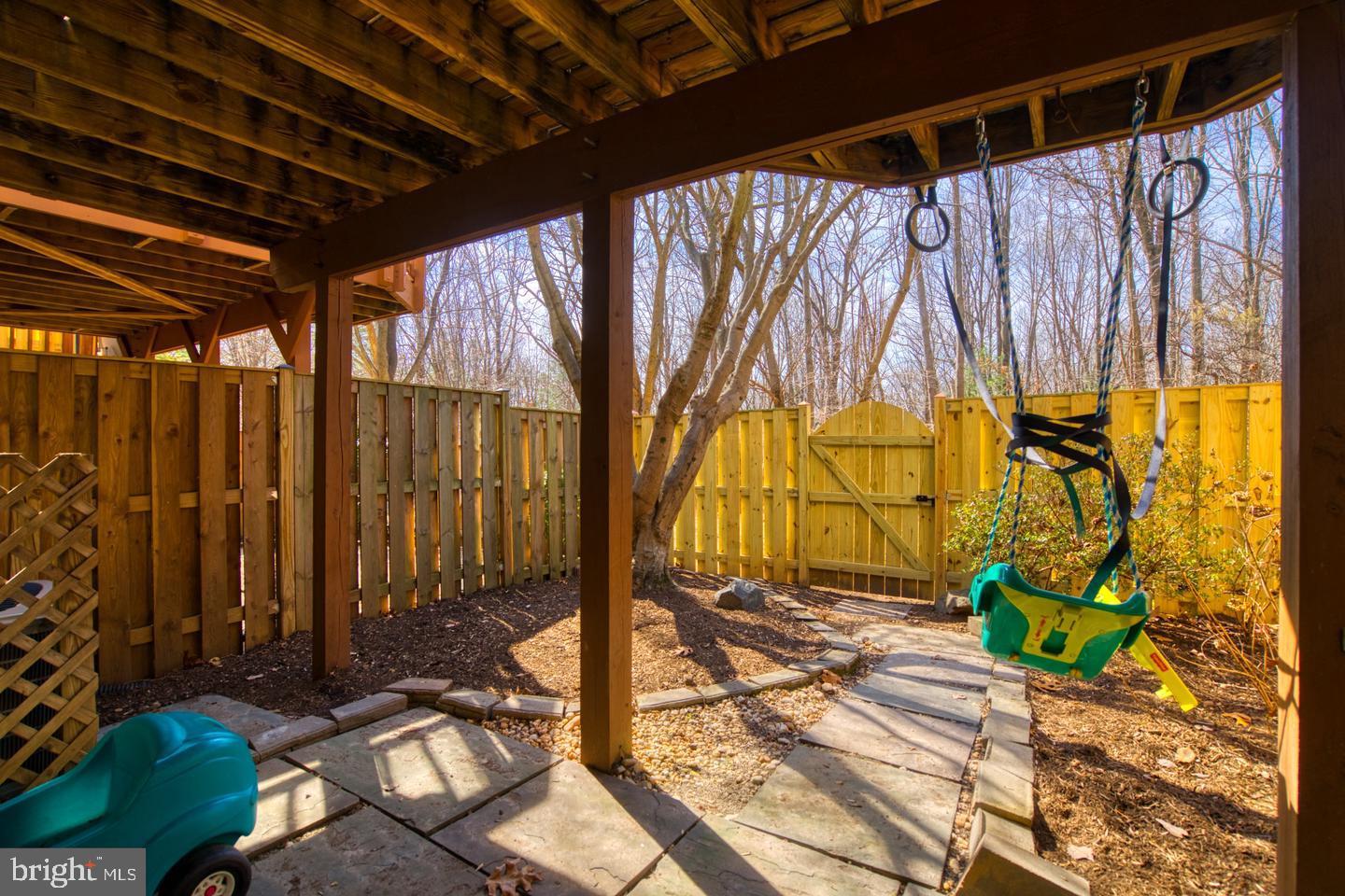 KINGSTOWNE - Residential Lease