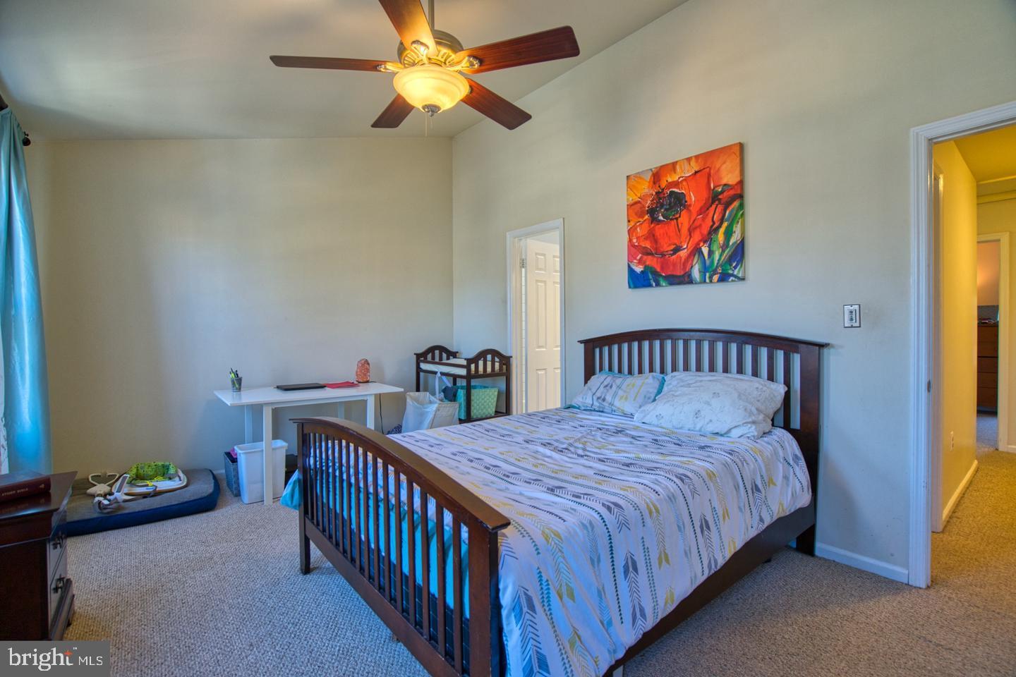 KINGSTOWNE - Residential Lease