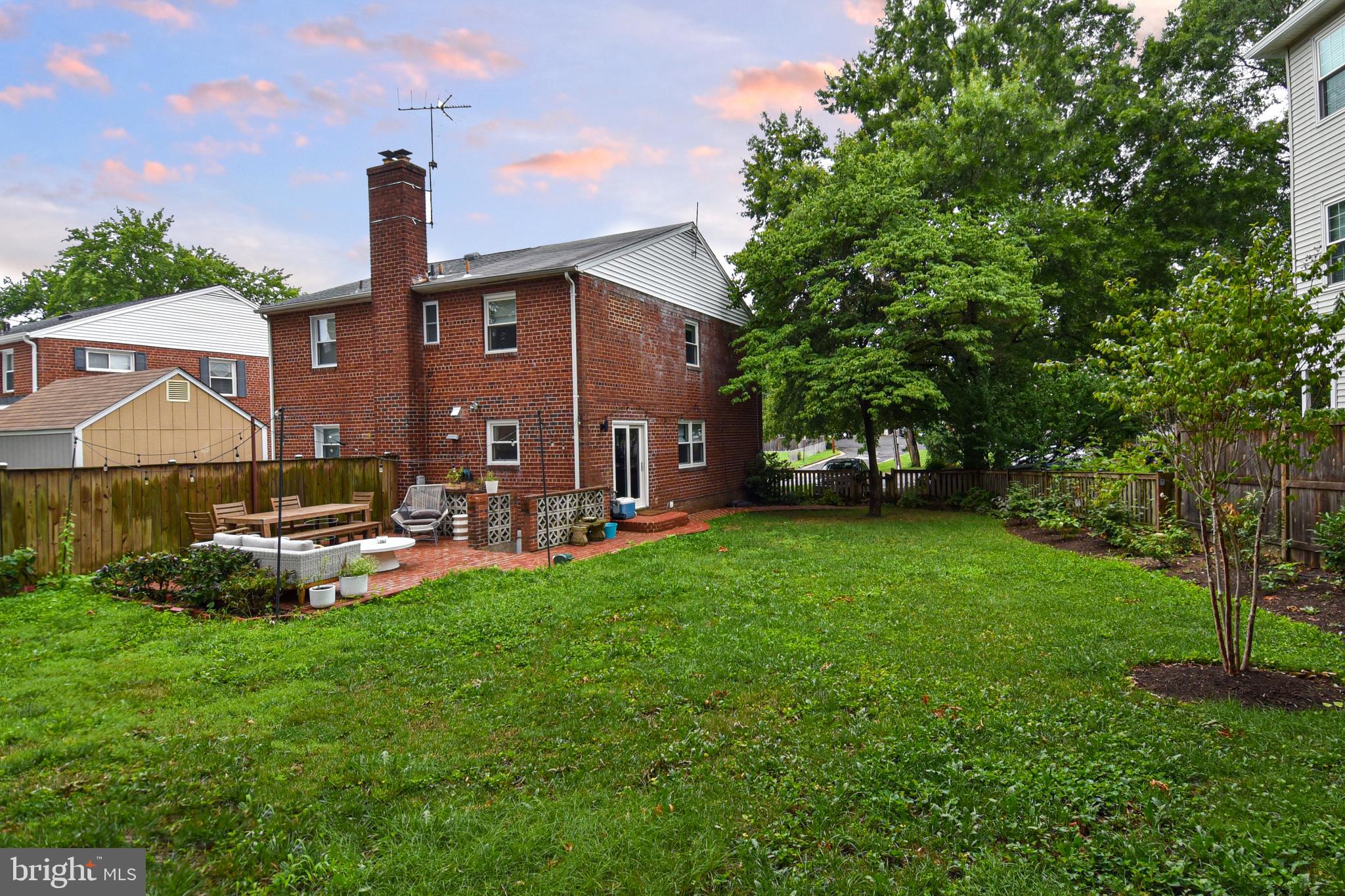 DUKE GARDENS - Residential Lease