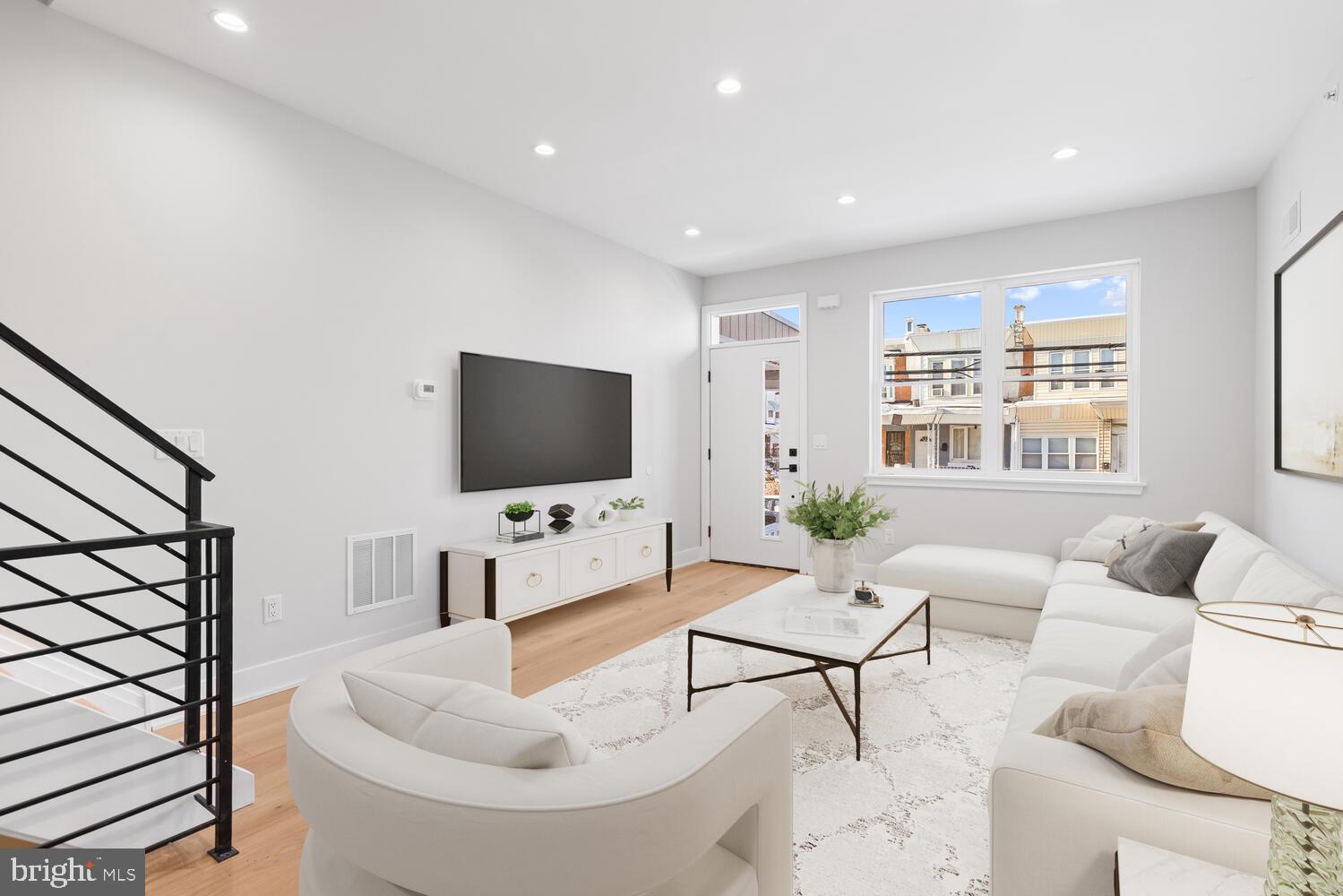 COBBS CREEK - Residential