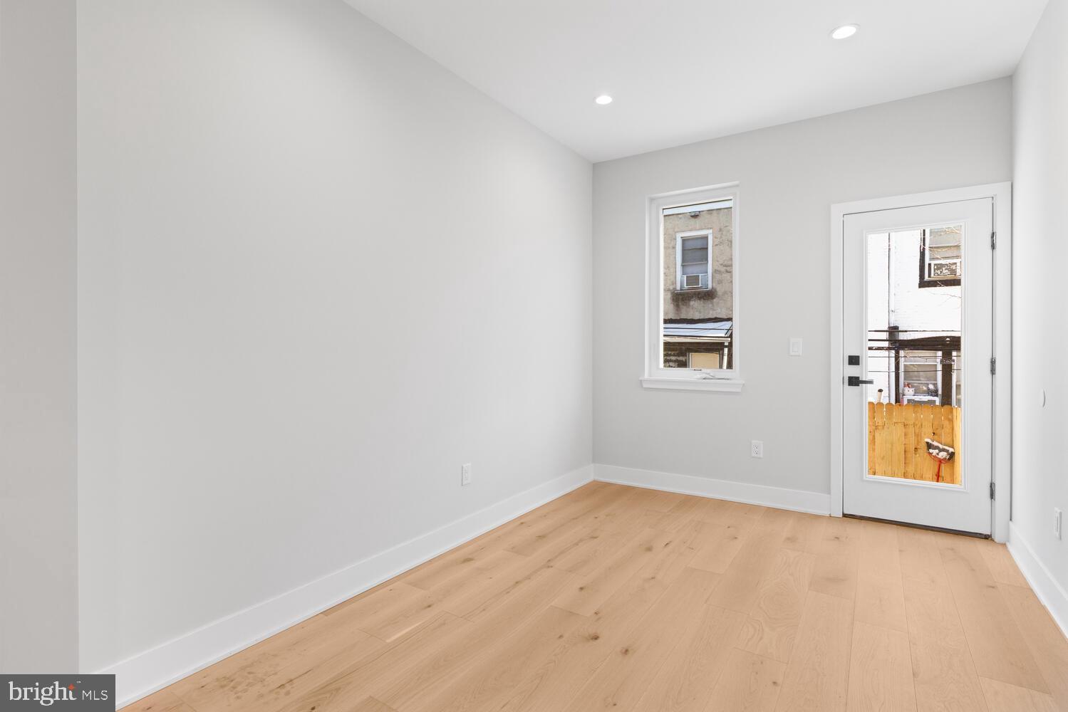 COBBS CREEK - Residential