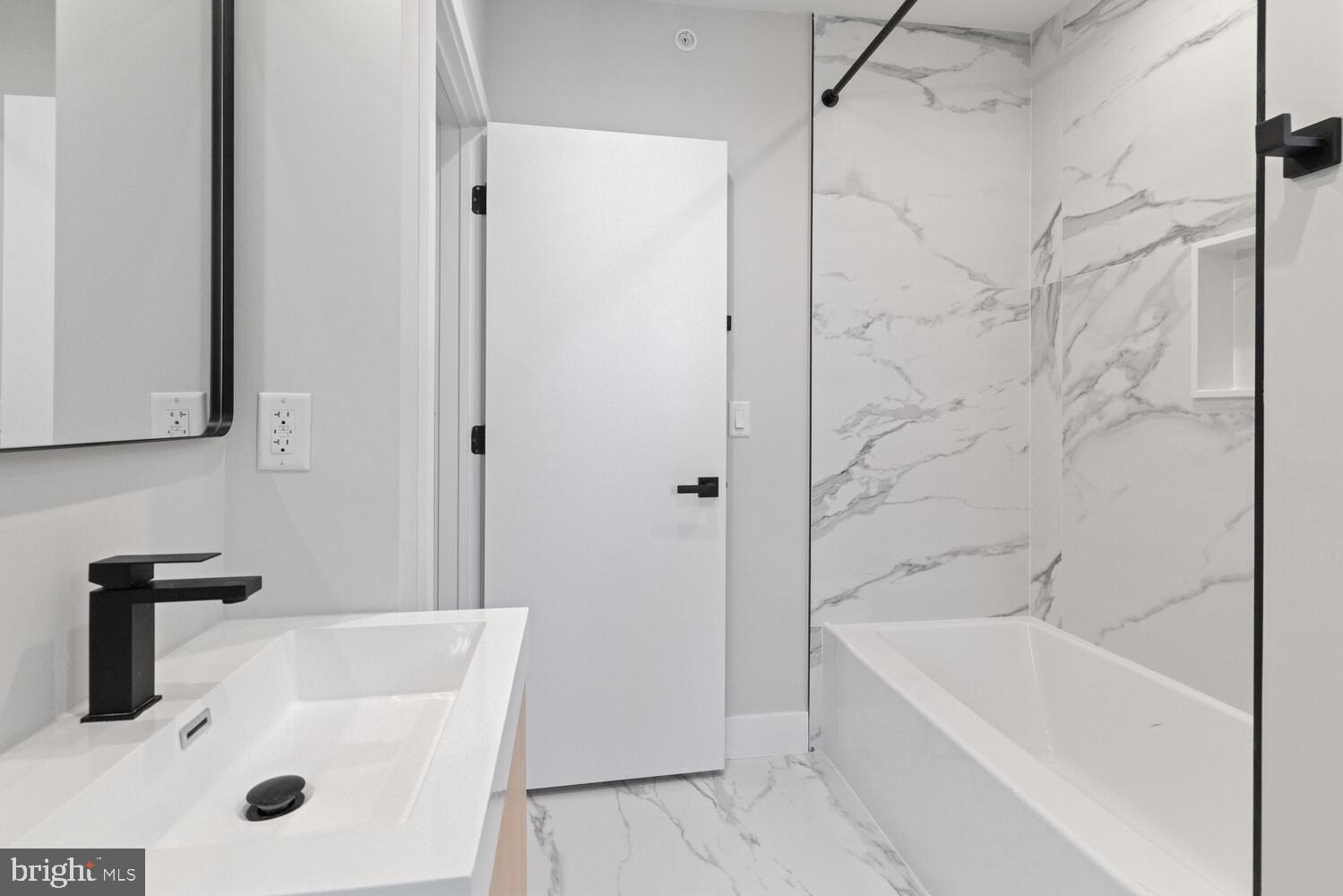 COBBS CREEK - Residential