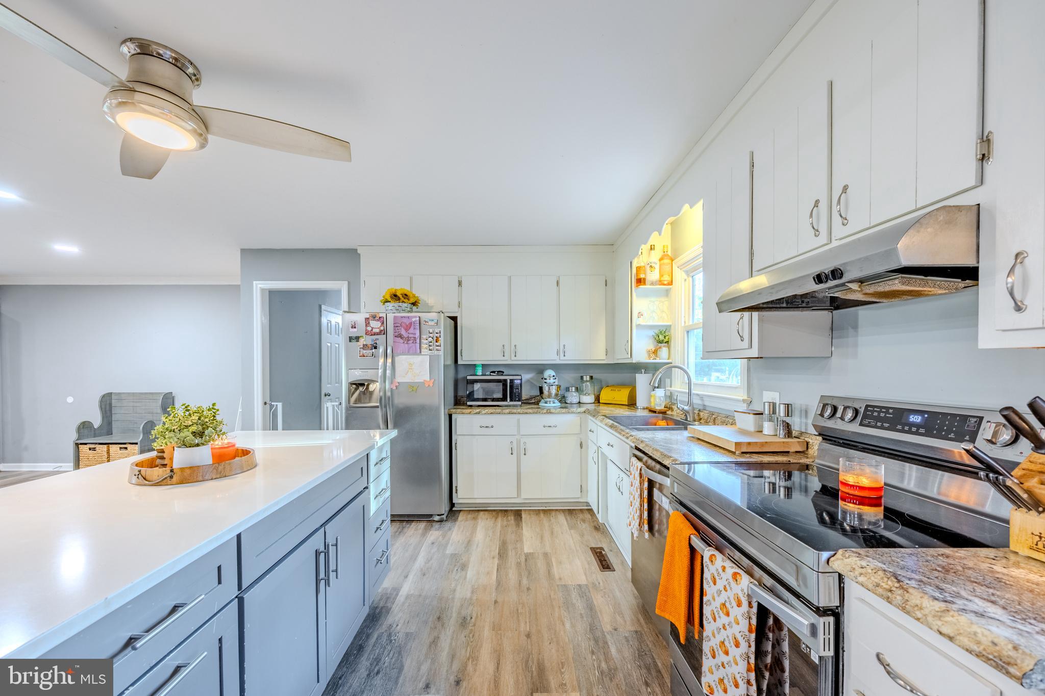 2137 AQUIA DRIVE