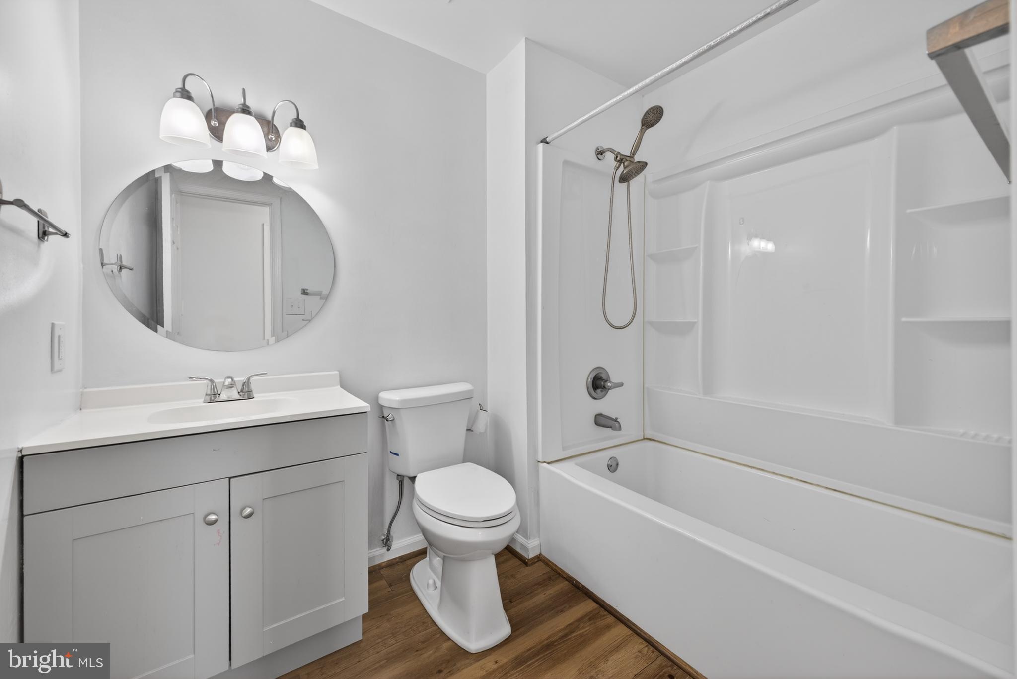 WOODLAND VILLAGE - Residential