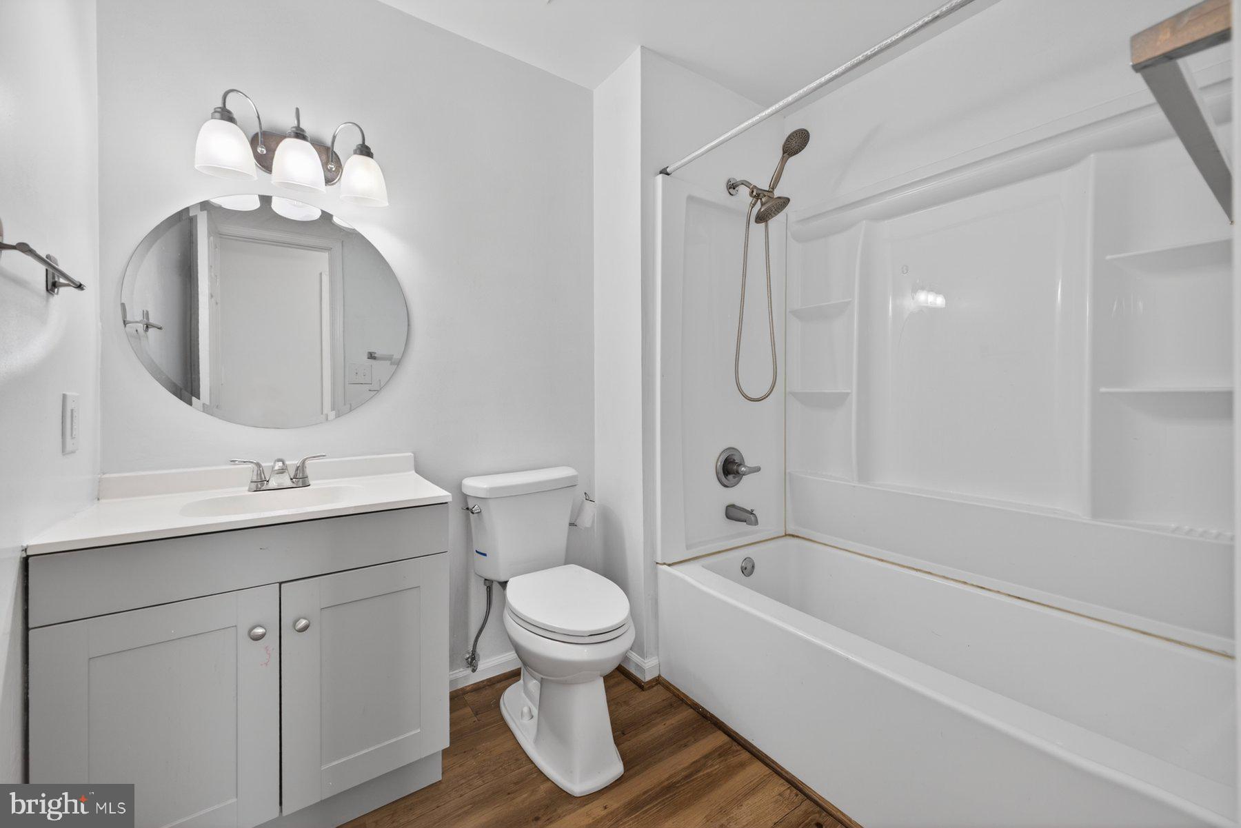 WOODLAND VILLAGE - Residential