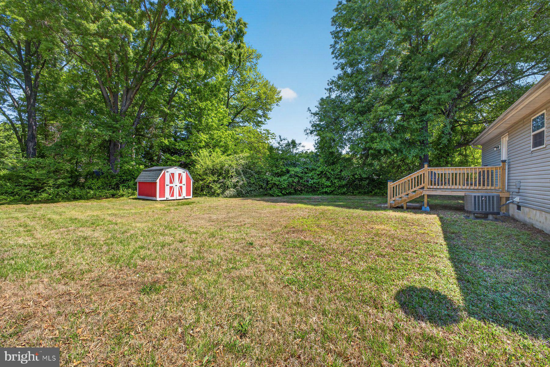 WOODLAND VILLAGE - Residential