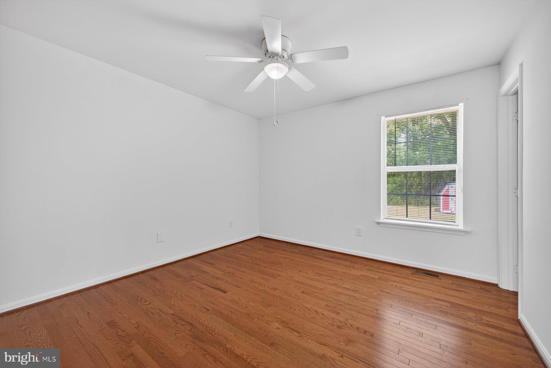 WOODLAND VILLAGE - Residential