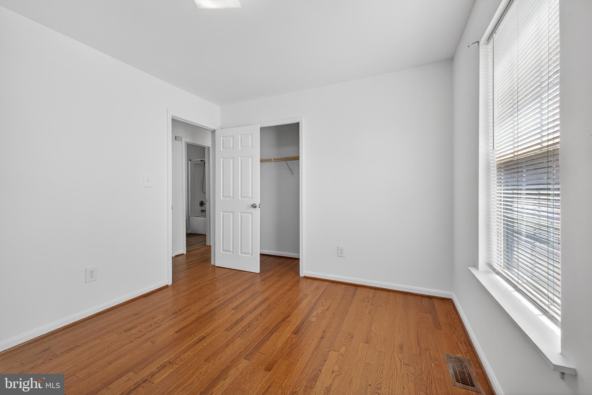 WOODLAND VILLAGE - Residential