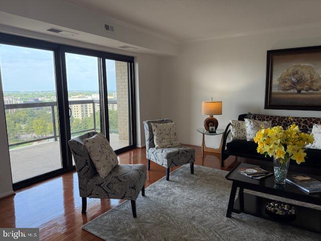 WATERGATE AT LANDMARK - Residential