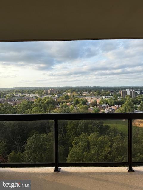 WATERGATE AT LANDMARK - Residential