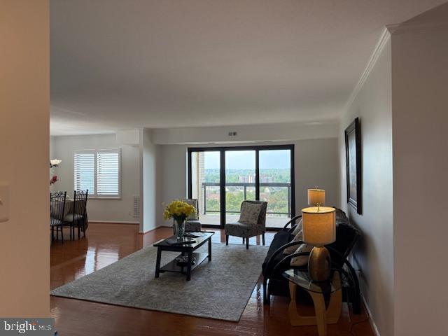 WATERGATE AT LANDMARK - Residential