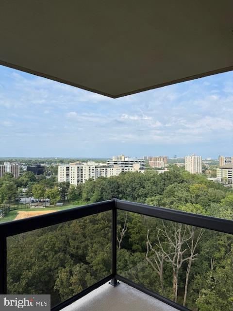 WATERGATE AT LANDMARK - Residential