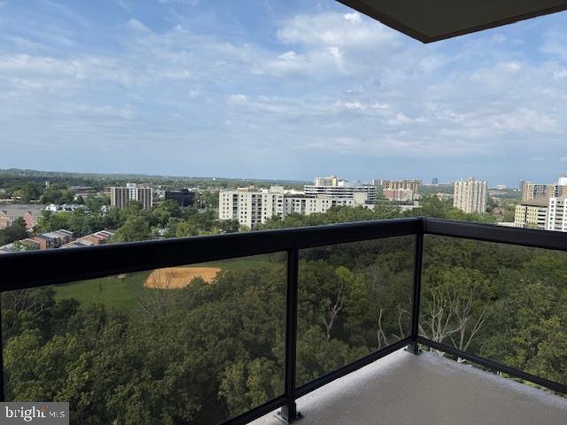 WATERGATE AT LANDMARK - Residential