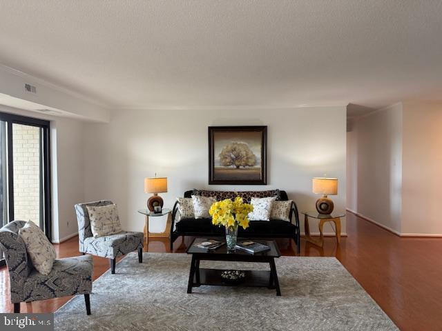 WATERGATE AT LANDMARK - Residential