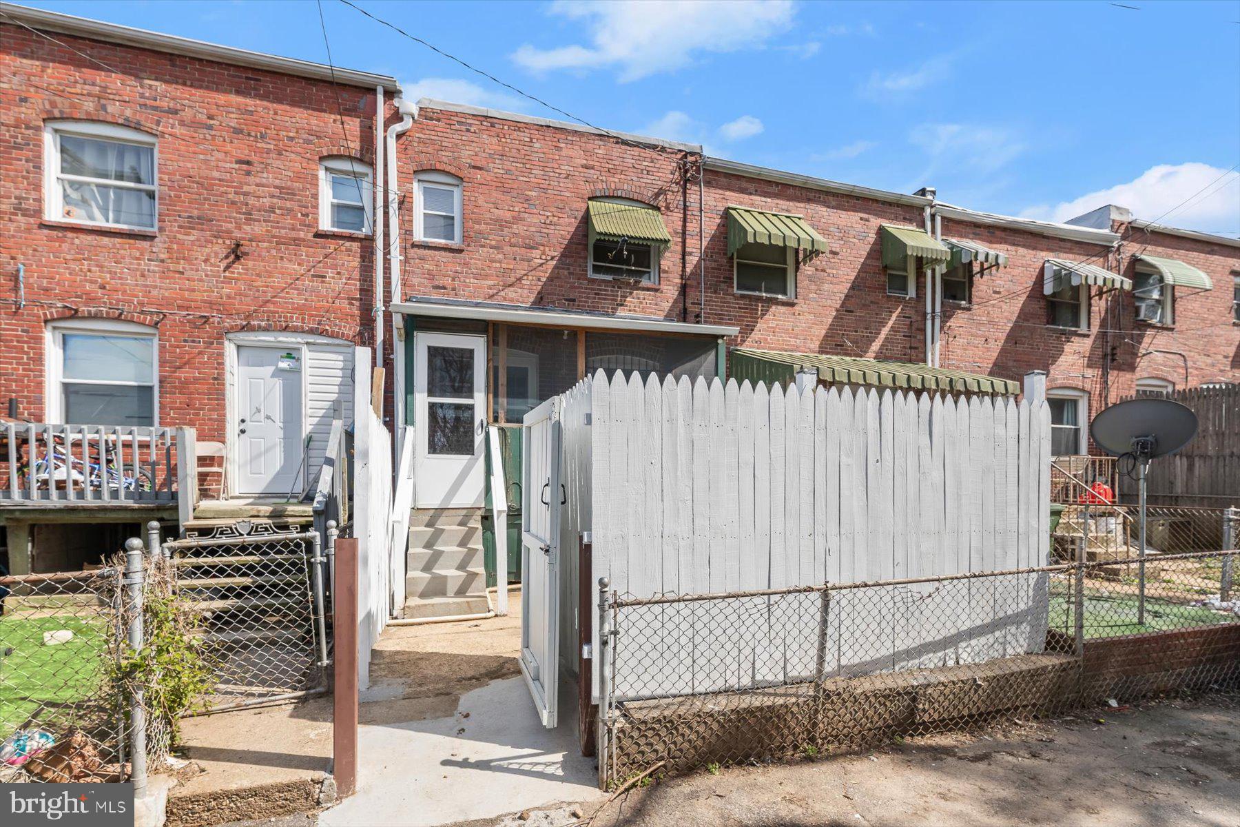 BROOKLYN - Residential