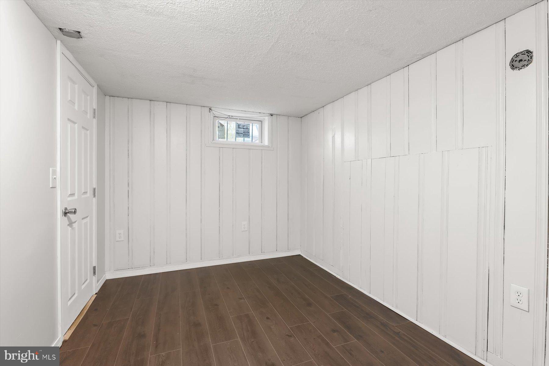 BROOKLYN - Residential