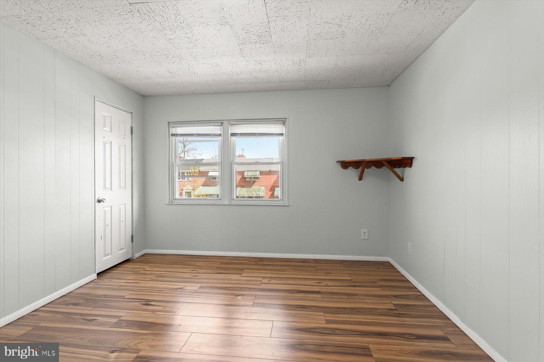 BROOKLYN - Residential