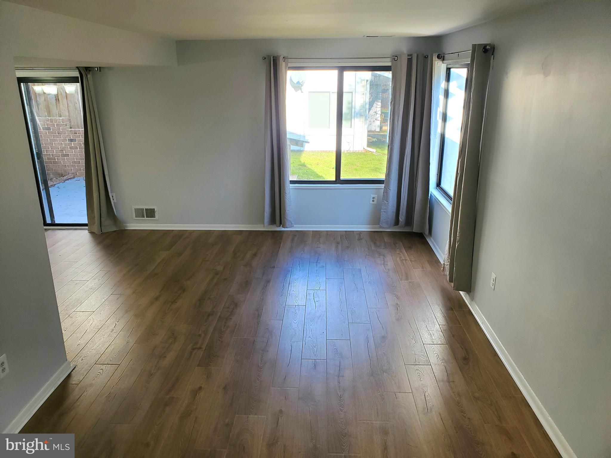 GERMANTOWN PARK - Residential Lease