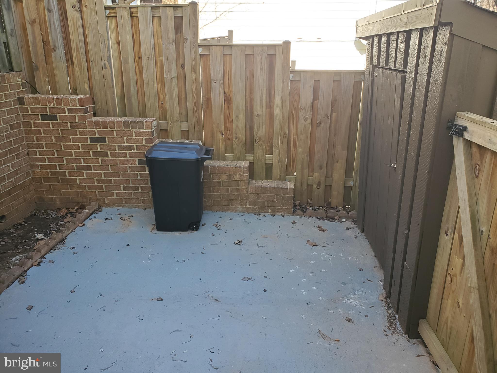 GERMANTOWN PARK - Residential Lease