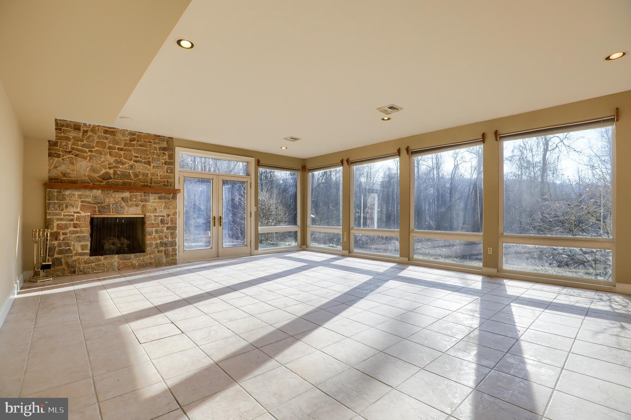 CARROLL TWP - Residential