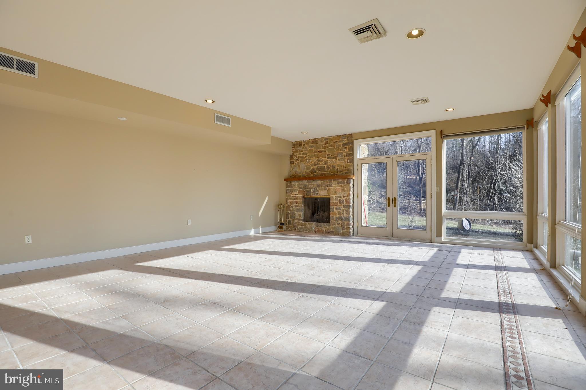 CARROLL TWP - Residential