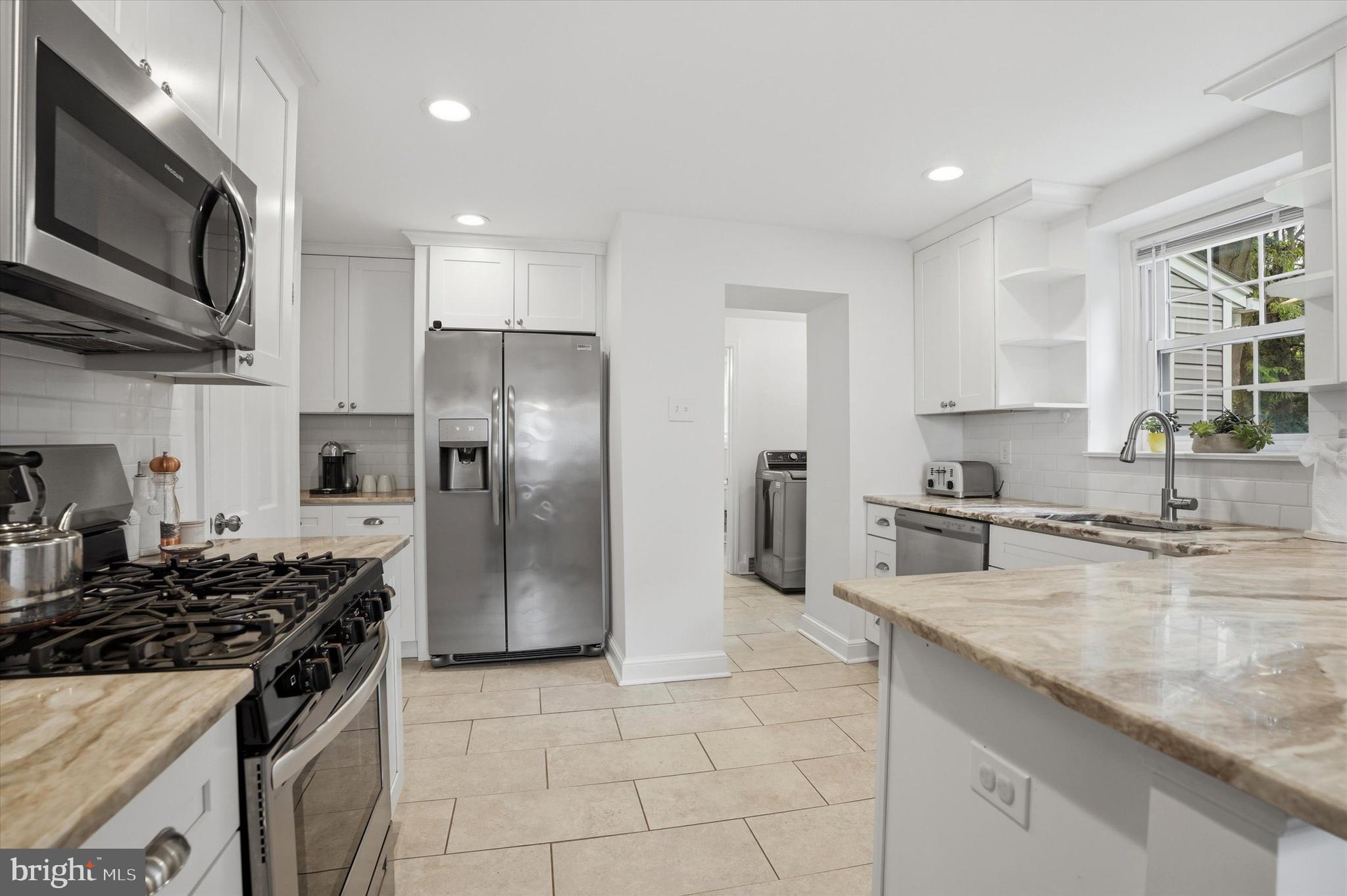 SPRINGFIELD CHASE - Residential