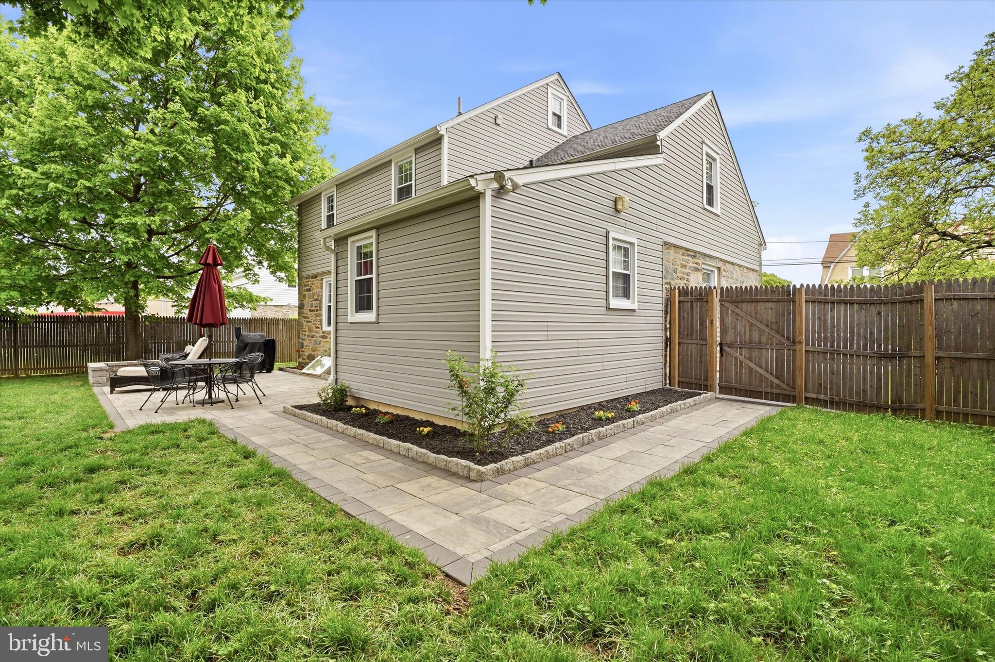 SPRINGFIELD CHASE - Residential