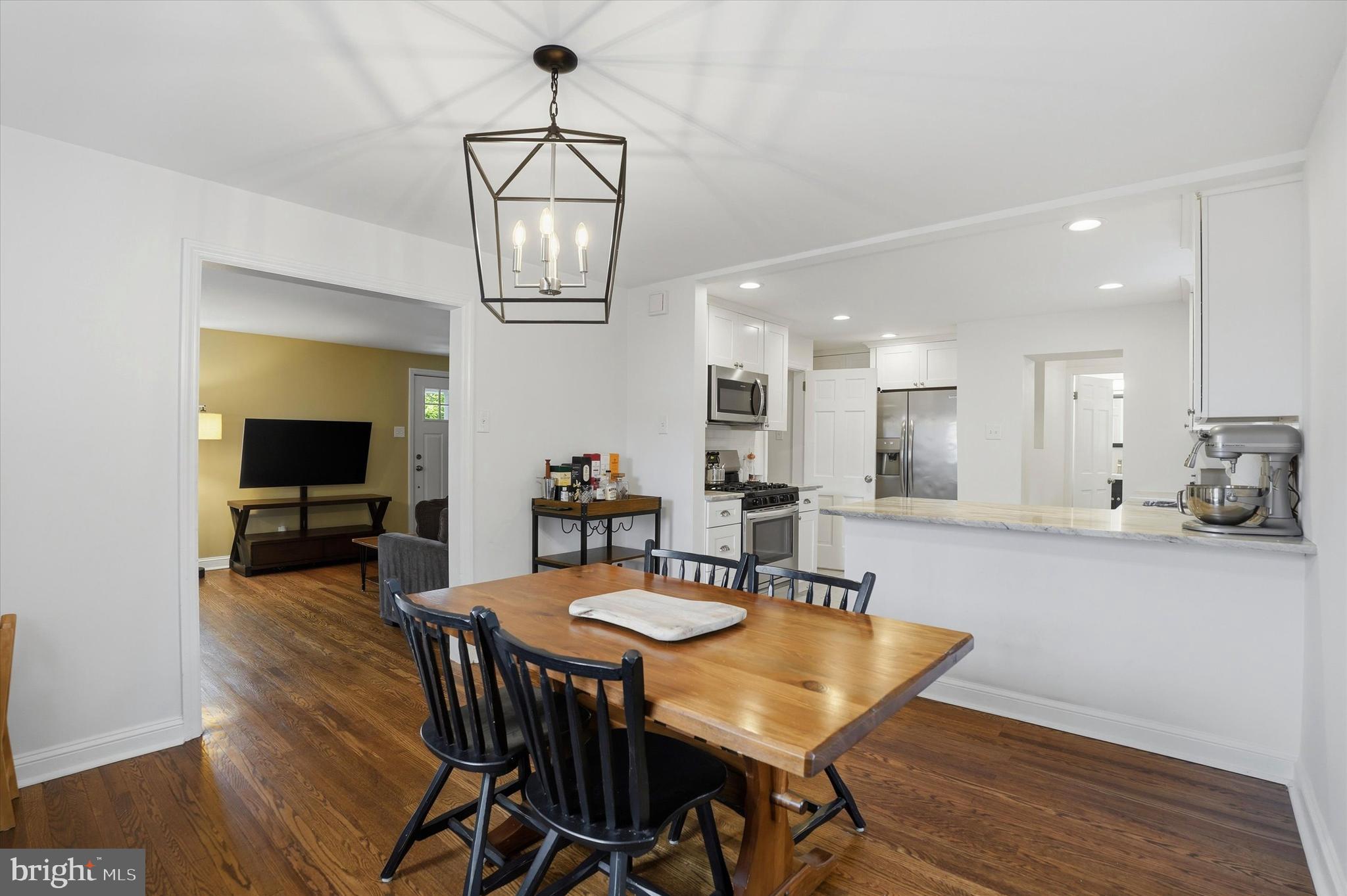 SPRINGFIELD CHASE - Residential