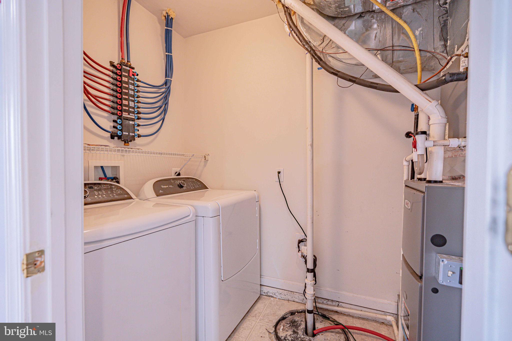 VISTAS AT GREEN HILL - Residential