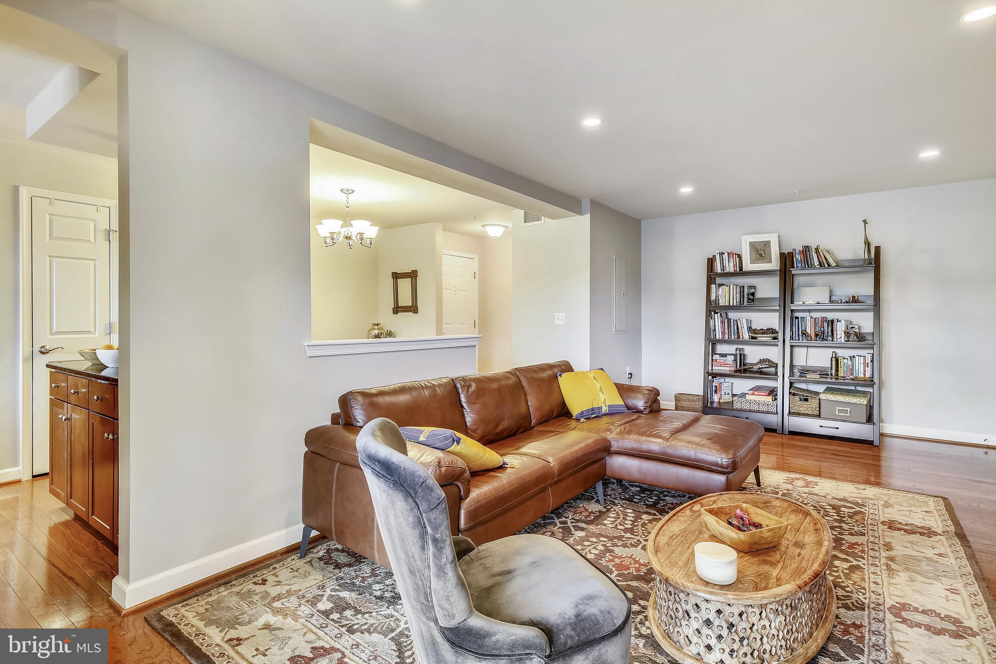 4113 S FOUR MILE RUN DRIVE 302