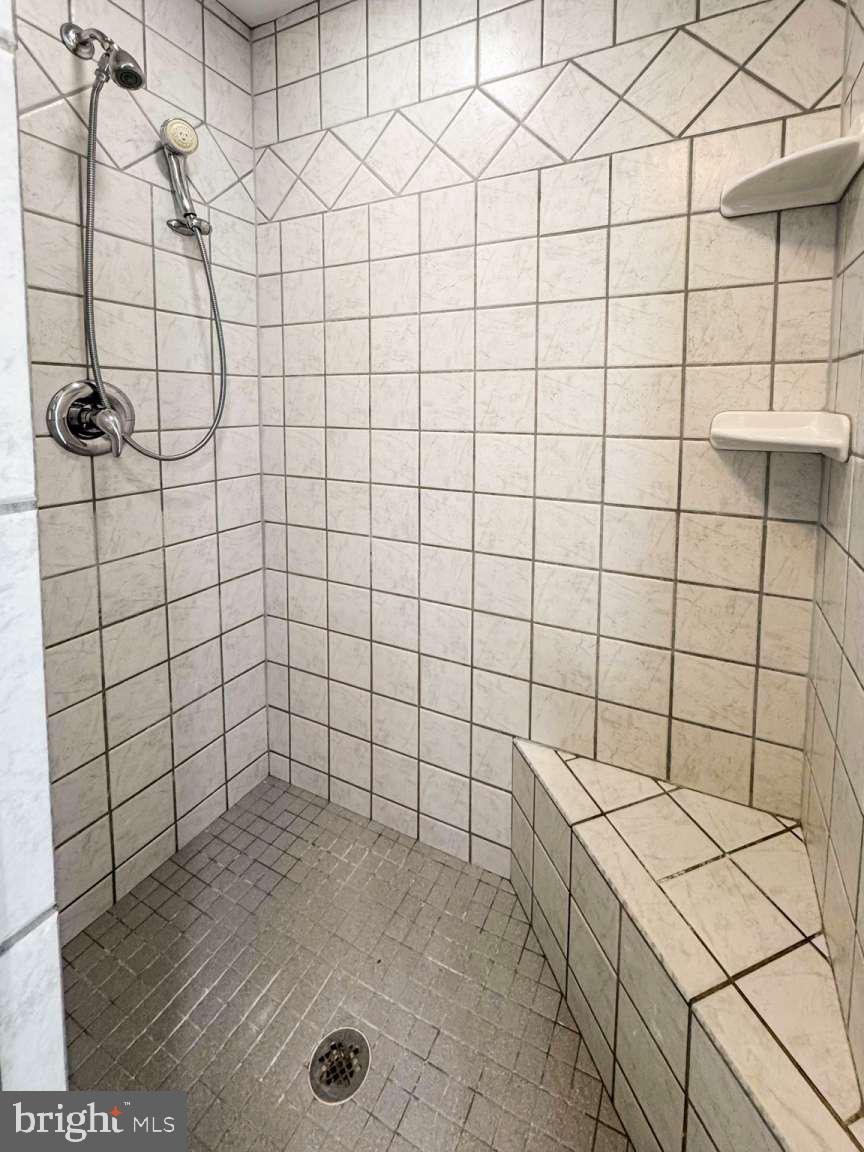 BENT CREEK - Residential