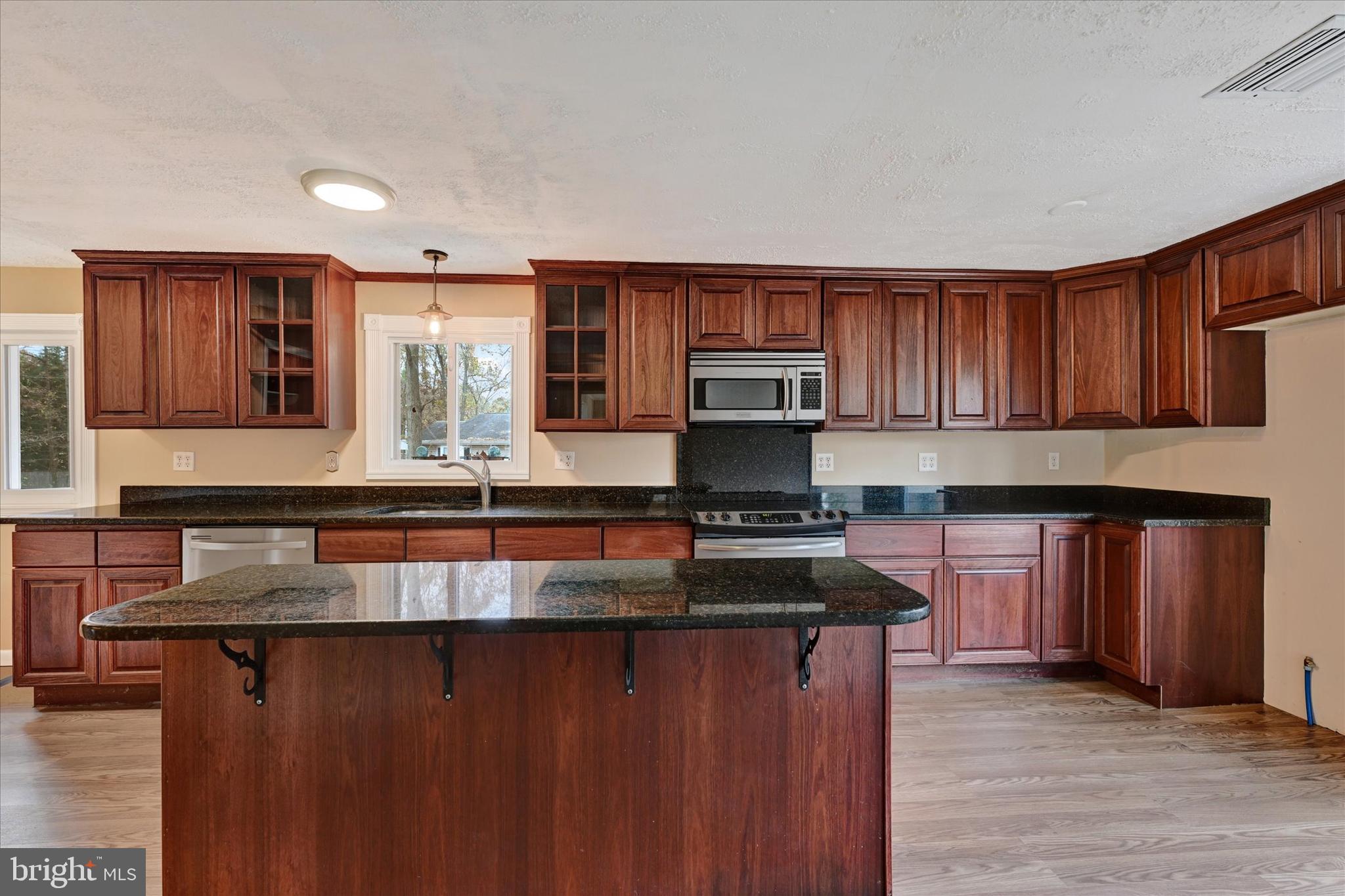 CHARTWELL - Residential