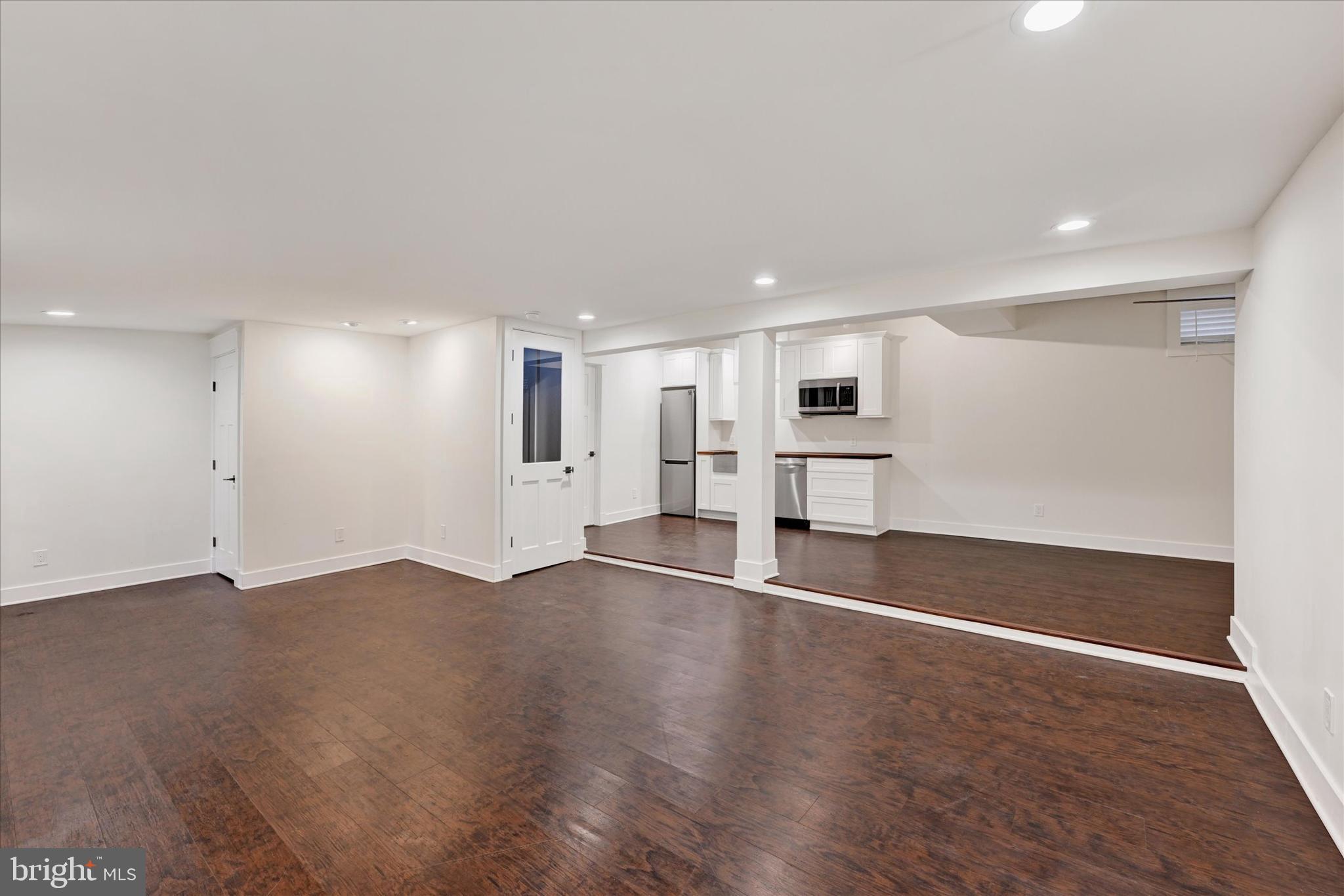 CHARTWELL - Residential