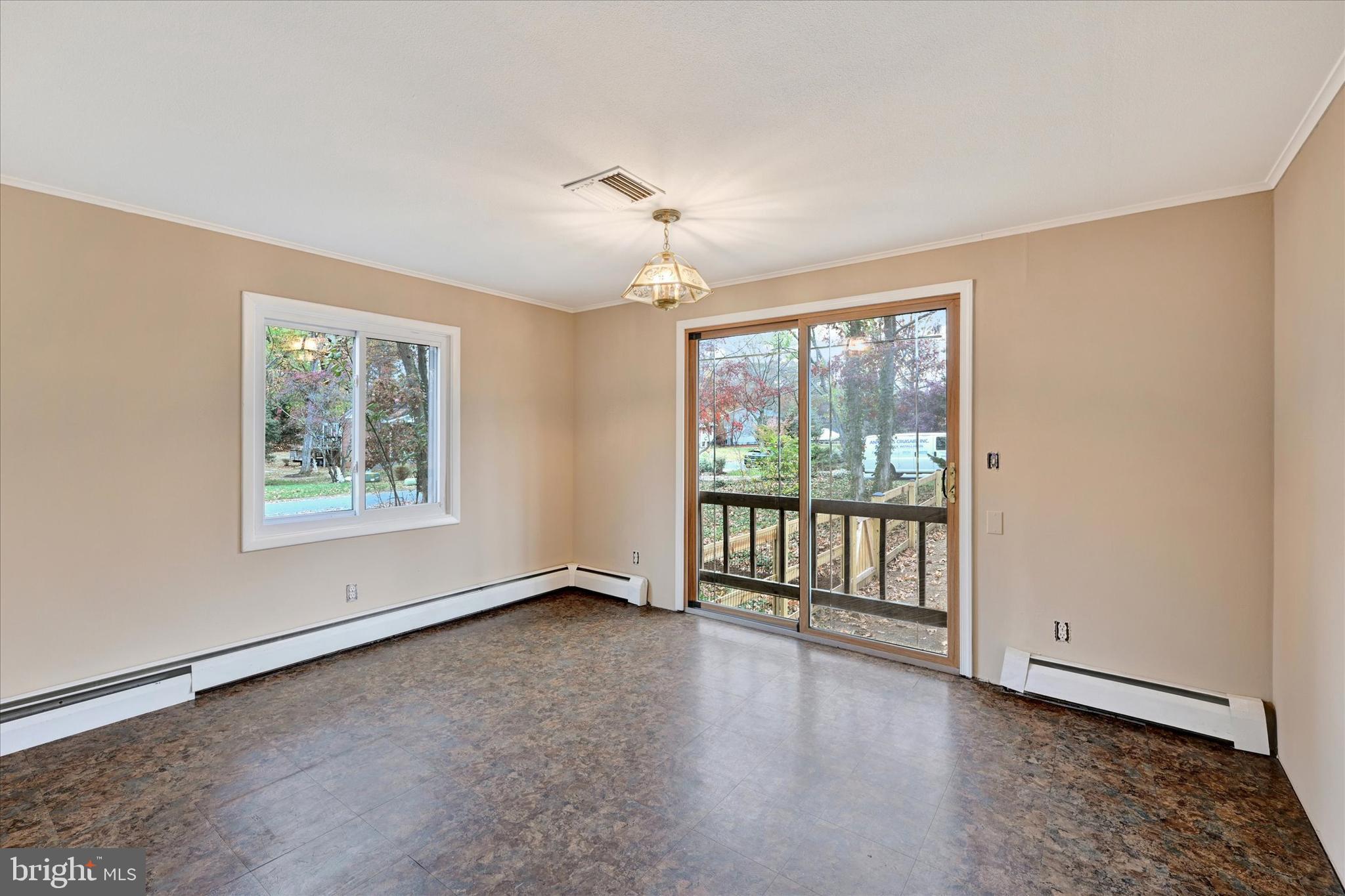 CHARTWELL - Residential