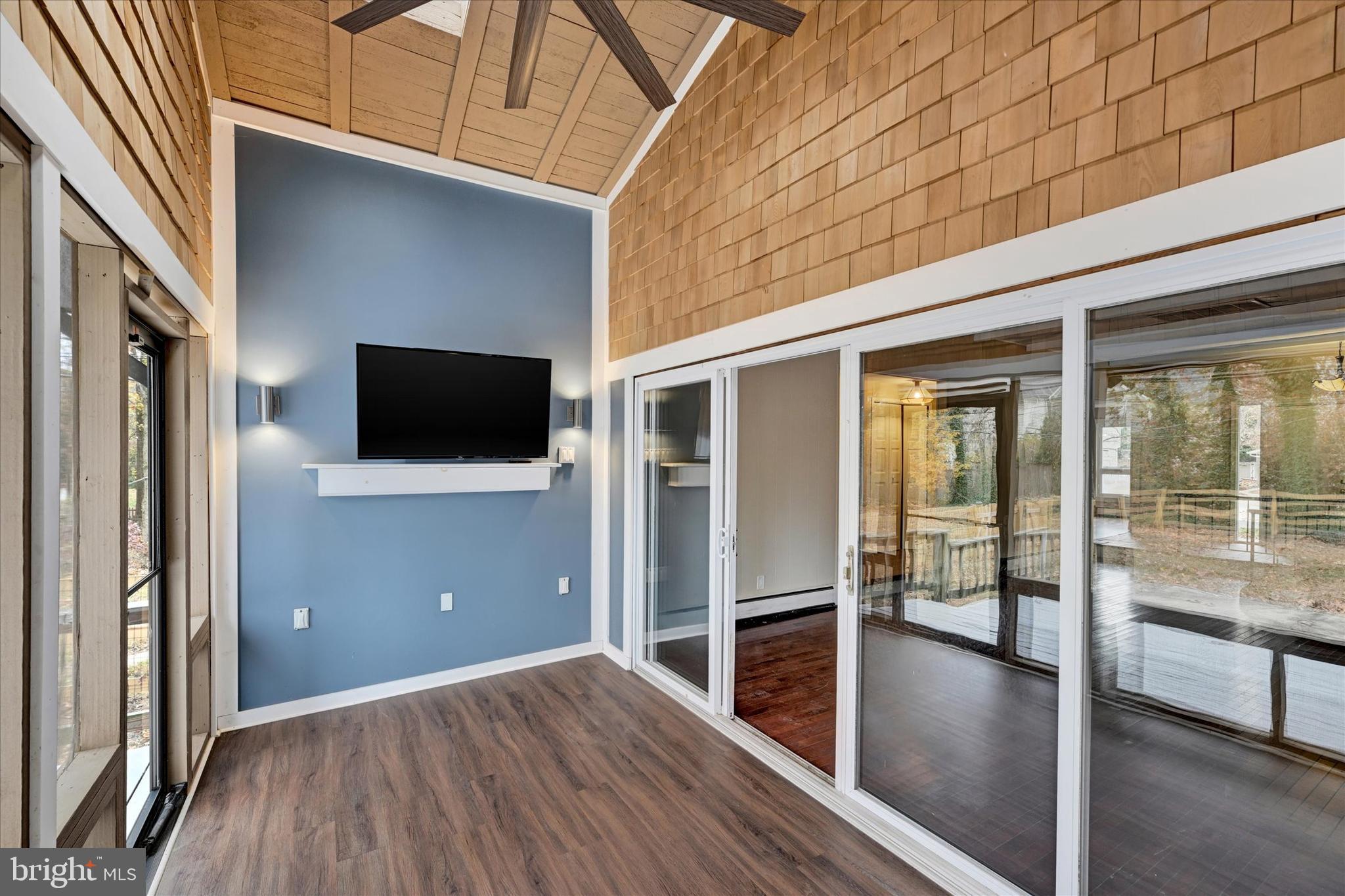 CHARTWELL - Residential