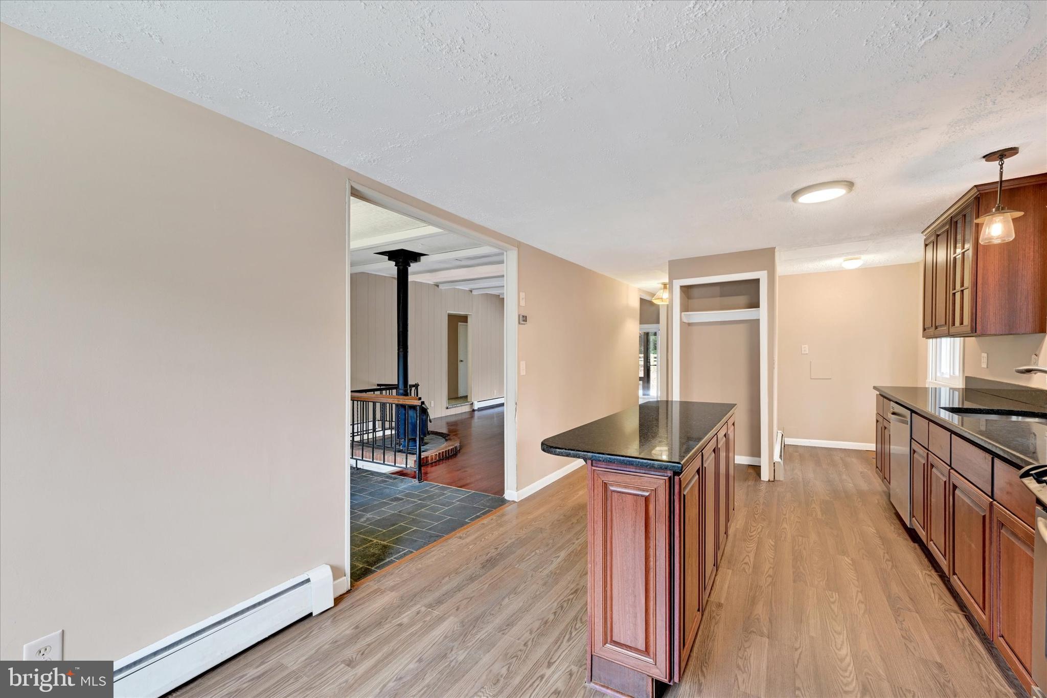 CHARTWELL - Residential