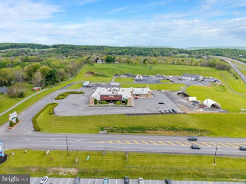 Photo of 34 Envision Drive, MIFFLINTOWN, PA 17059 (MLS # PAJT2012944)