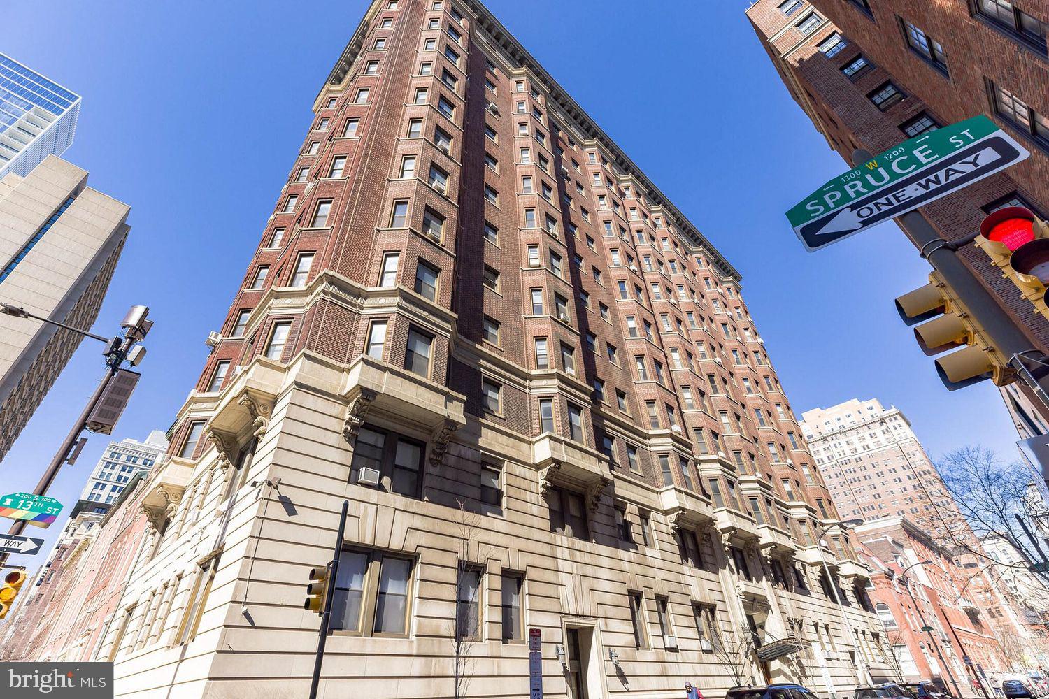 WASHINGTON SQ WEST - Residential