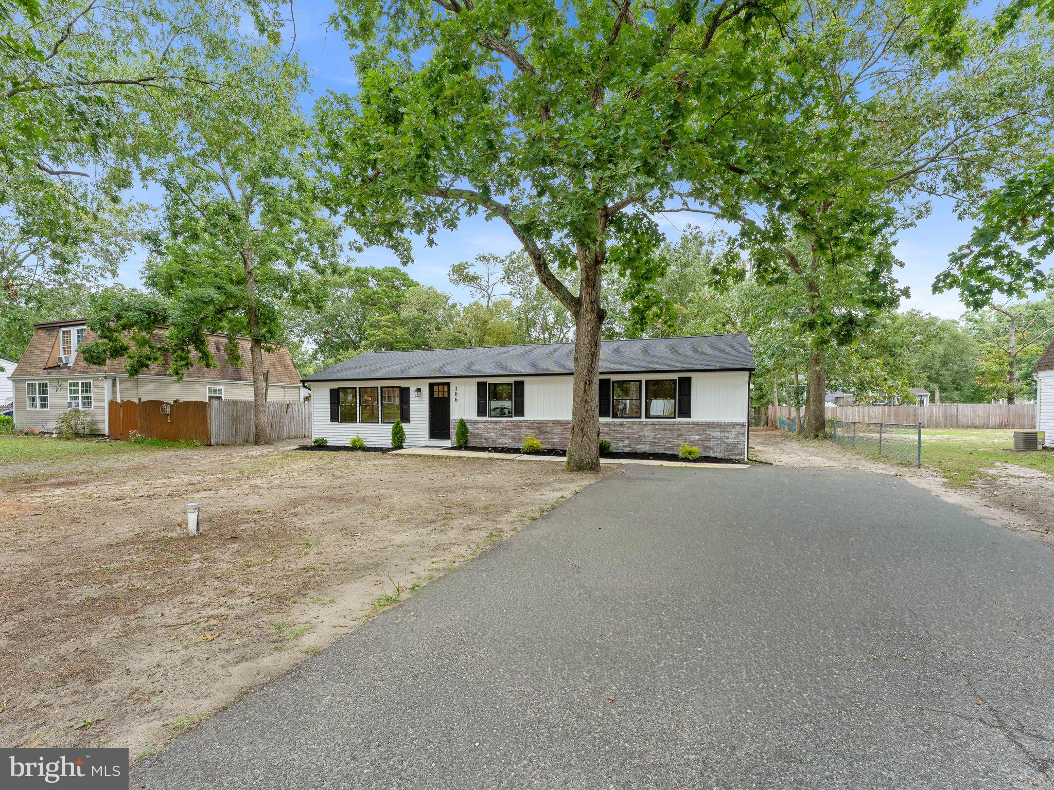 306 WILTSHIRE DRIVE