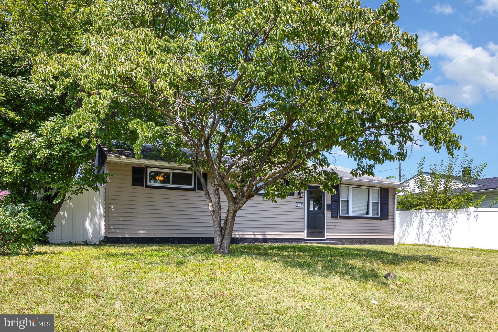 504 HAMLEN ROAD
