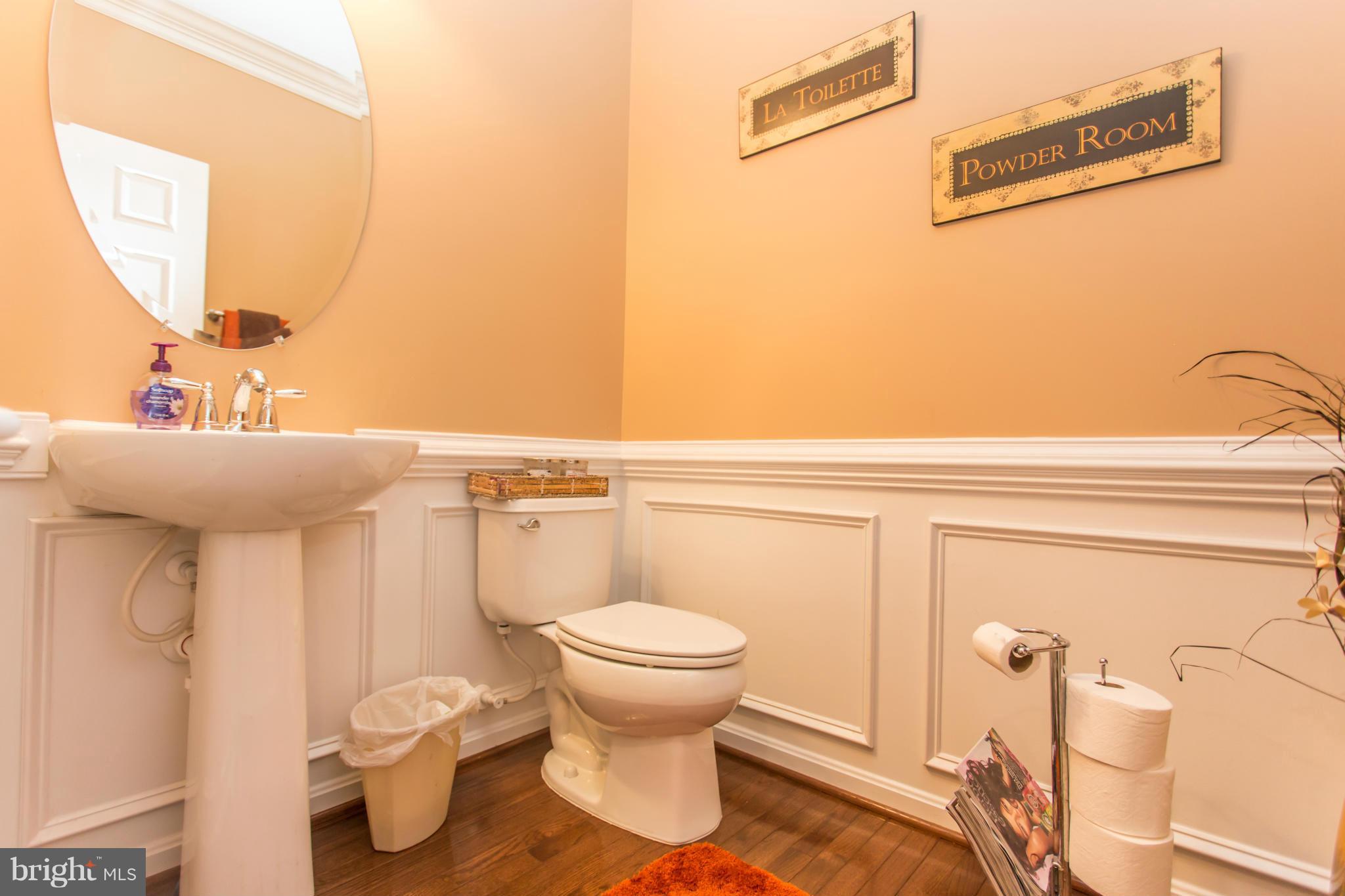 CARRIAGE HILL AT FALLS - Residential