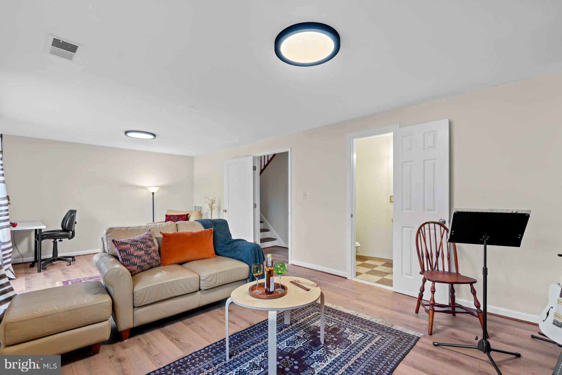 WALKERS CHOICE - Residential