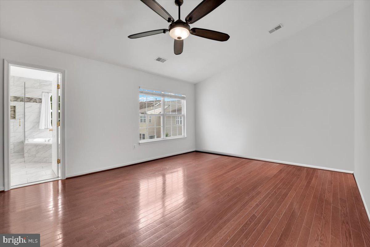 ASHBURN VILLAGE - Residential Lease