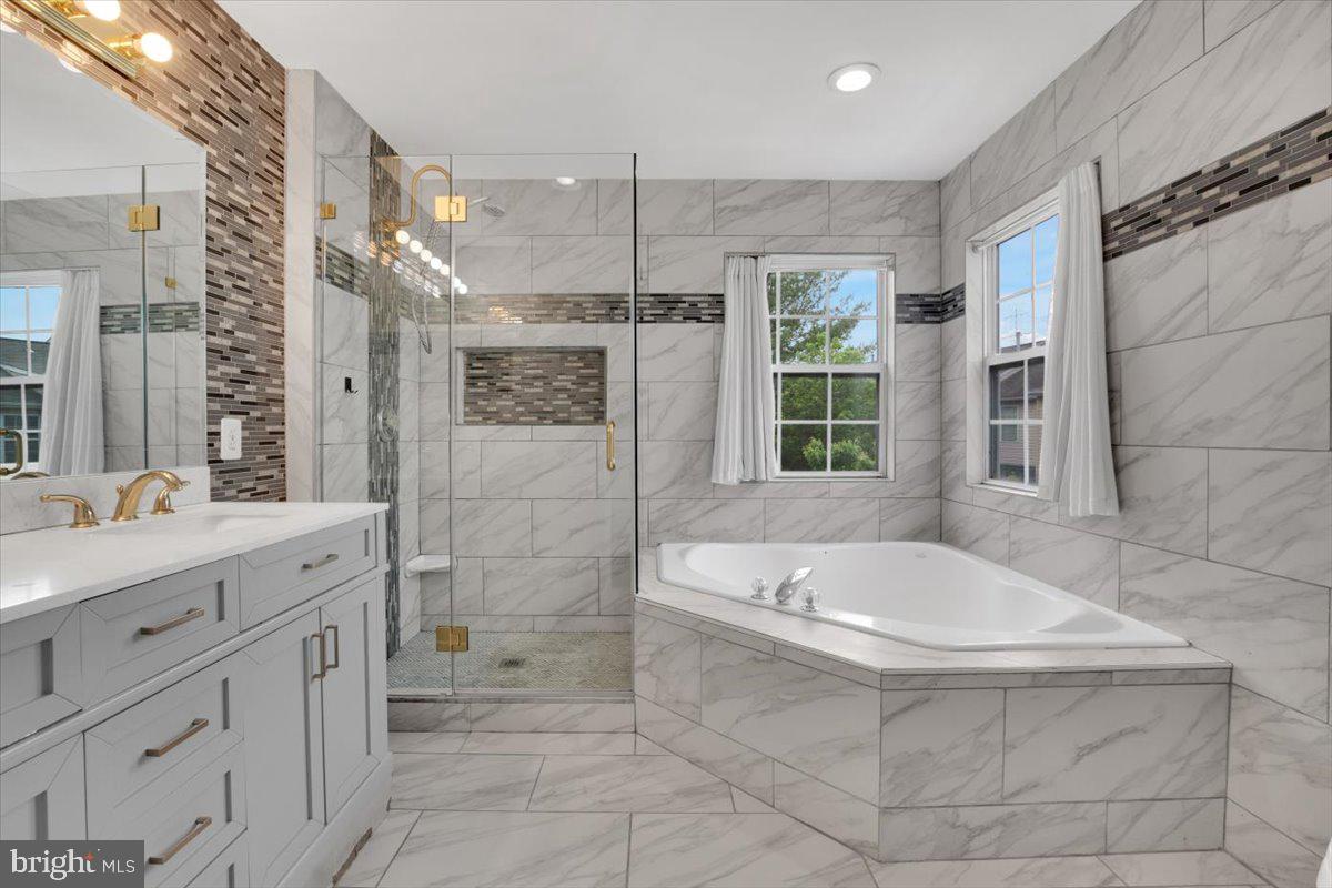 ASHBURN VILLAGE - Residential Lease